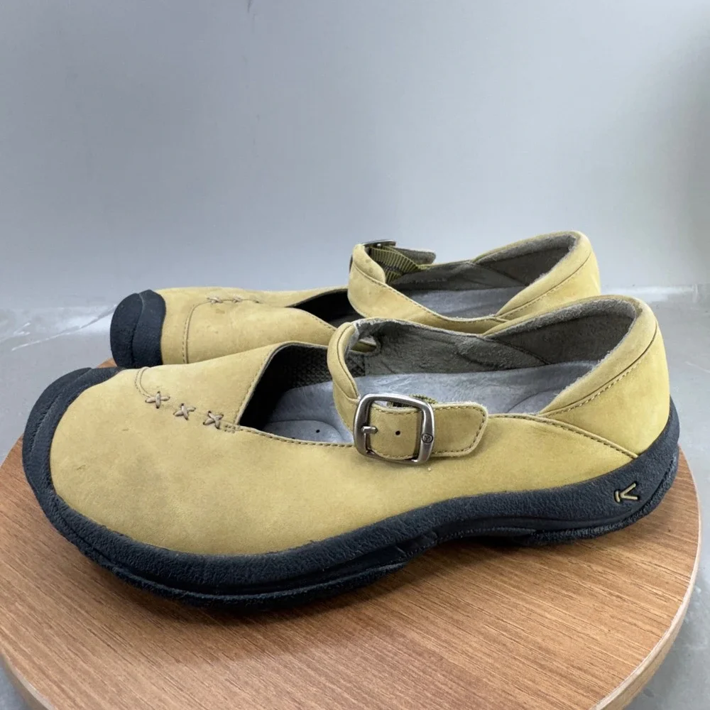 Keen Suede Mary Jane Shoes Womens Size 7 Yellowish Tan Granola Girl Casual Flats